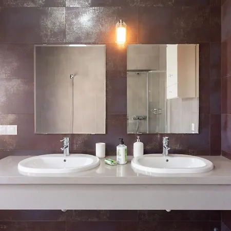 Tilley Private Pool Villa